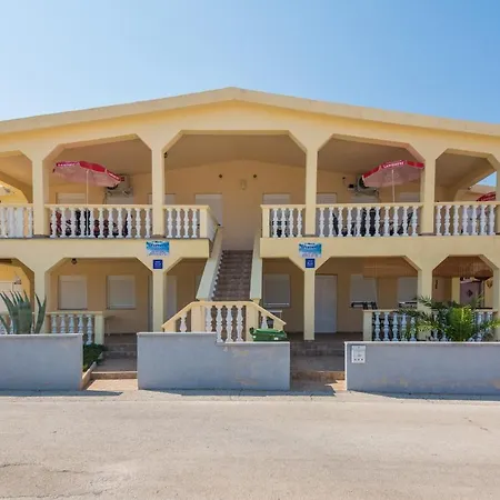 By The Sea - 18595 Apartamento *