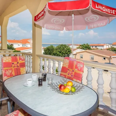 Apartamento By The Sea - 18595 Vir